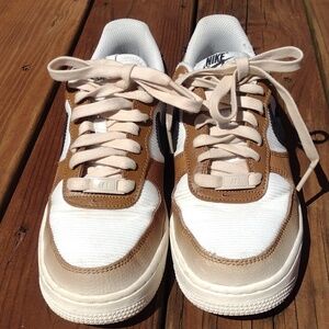 Nike Air Force 1 Low '07 Ale Brown & Sanddrift Sneakers Size 7 Womens